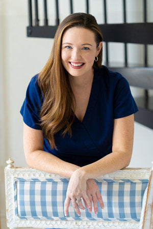 Hadley Vlahos, RN, is a hospice registered nurse and mother. Vlahos started her career as a registered nurse at twenty-two. As a hospice nurse, she now visits people at their home while also educating and sharing